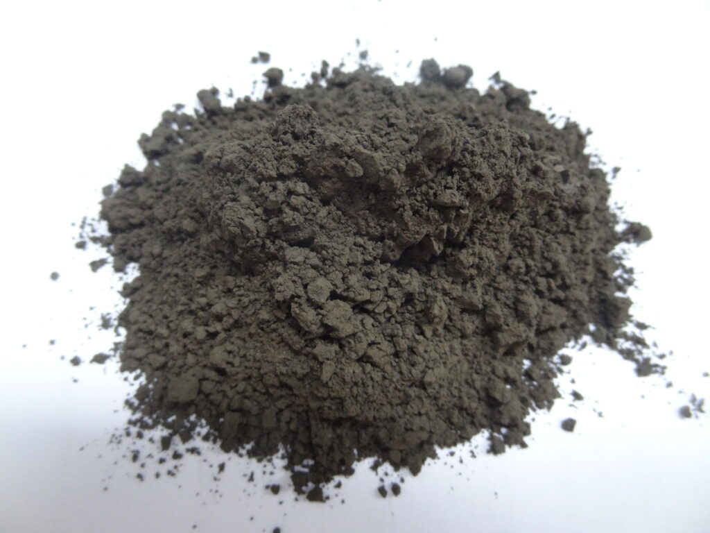 ผงโครไมต์ 25% Cr2O3 ขนาด 100 เมช สำหรับขวดแก้ว ขวดเบียร์สีเขียว -1-Foundry Chromite Sand,Foundry Ceramic Sand-Haixu Abrasives